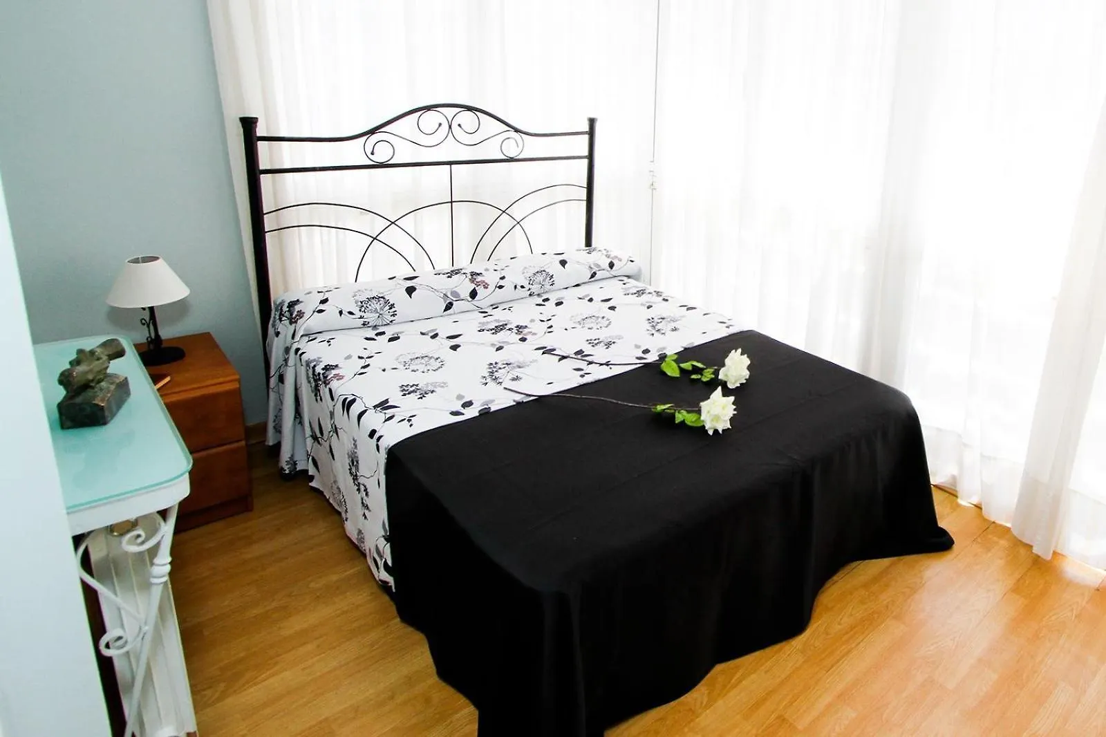 Rubens Planet Apartment 살루